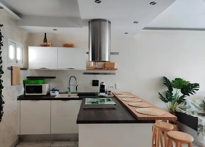 Appartement New Deluxe Stunned Seaview 2 Bed