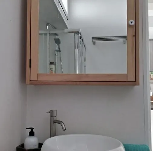 New Deluxe Stunned Seaview 2 Bed *