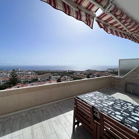 Apartmán New Deluxe Stunned Seaview 2 Bed