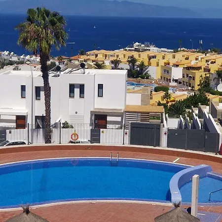 Apartament New Deluxe Stunned Seaview 2 Bed *