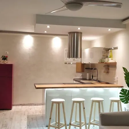 New Deluxe Stunned Seaview 2 Bed Apartman *